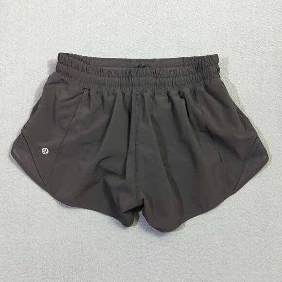 Lululemon Shorts Women's 6 Black Hotty Hot Short II 2.5" Activewear Running - Picture 1 of 12